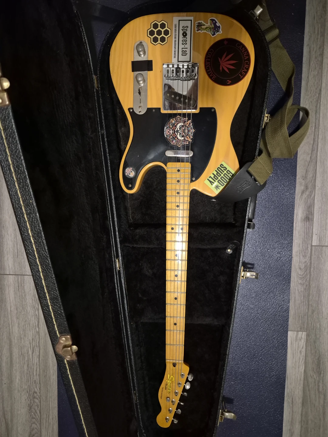 Squier by Fender Telecaster Electric Guitar