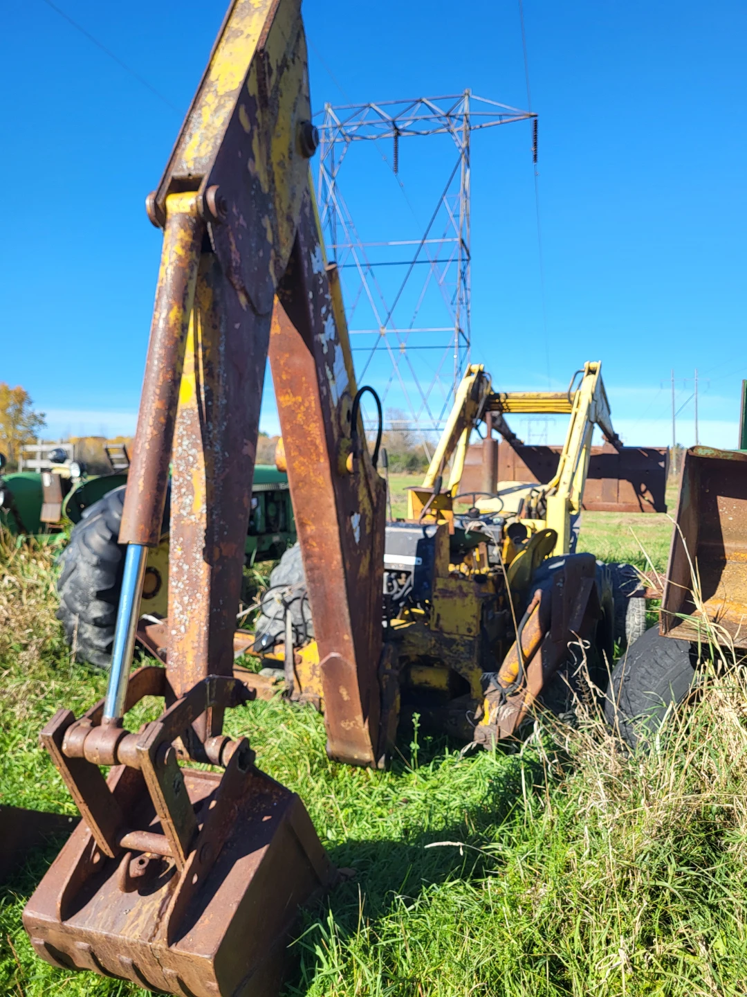 John Deere 300 Series Backhoe Loader - photo 5