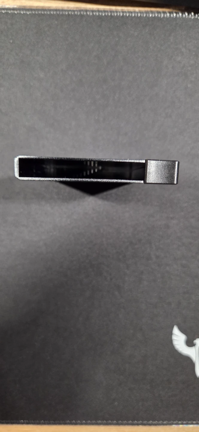 Abstract Metal Card Holder - photo 2