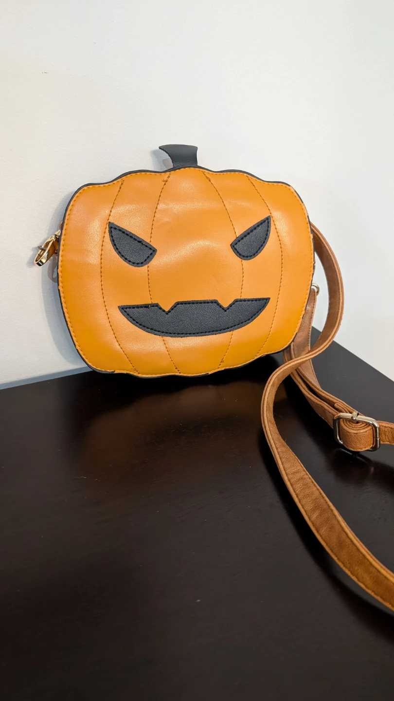 Pumpkin Shaped Crossbody Bag