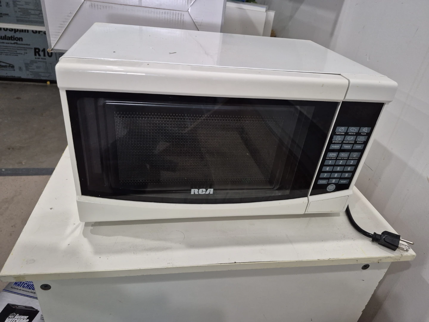 RCA White Microwave