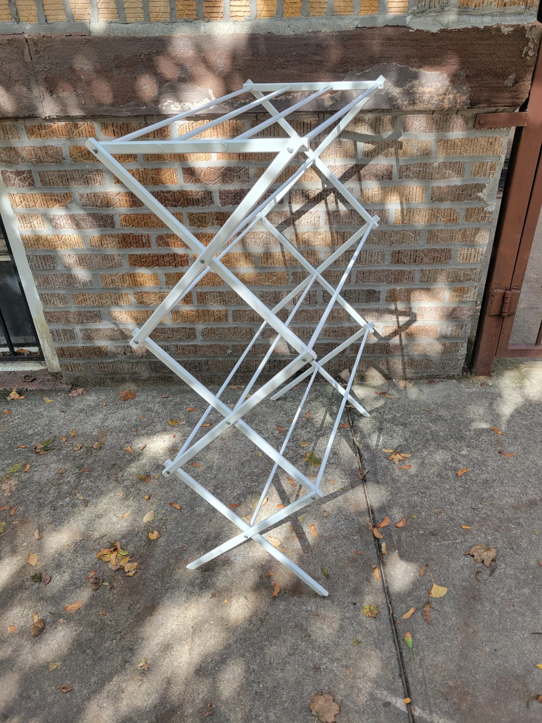 White Accordion Style Laundry Drying Rack - photo 2
