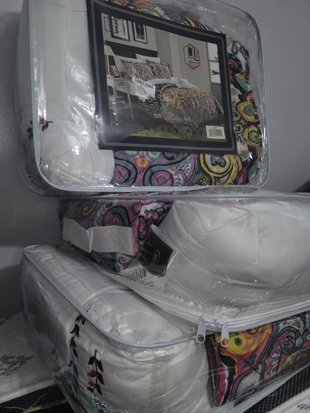 Vedara 4-Piece Reversible Quilt Set Twin - photo 3