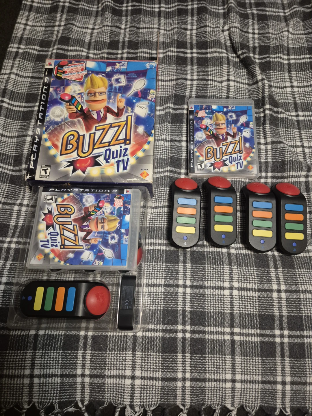 Buzz! Quiz TV for PlayStation 3 with 4 Wireless Buzzers