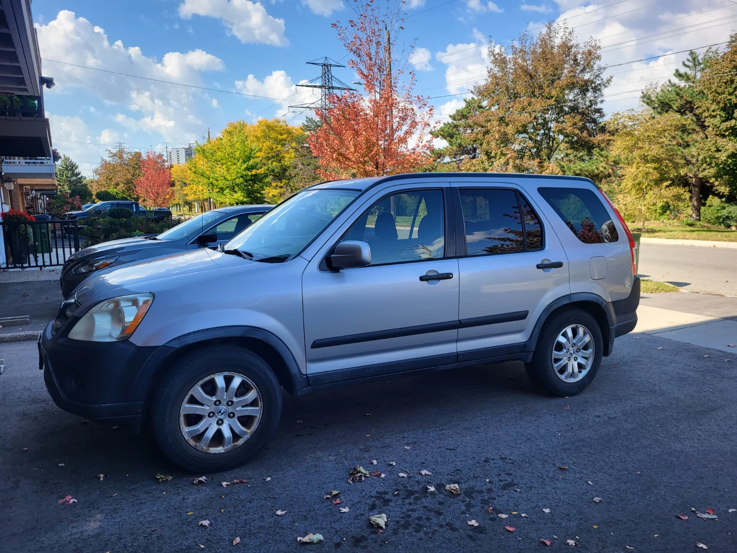 Silver 2005 Honda CR-V - photo 4