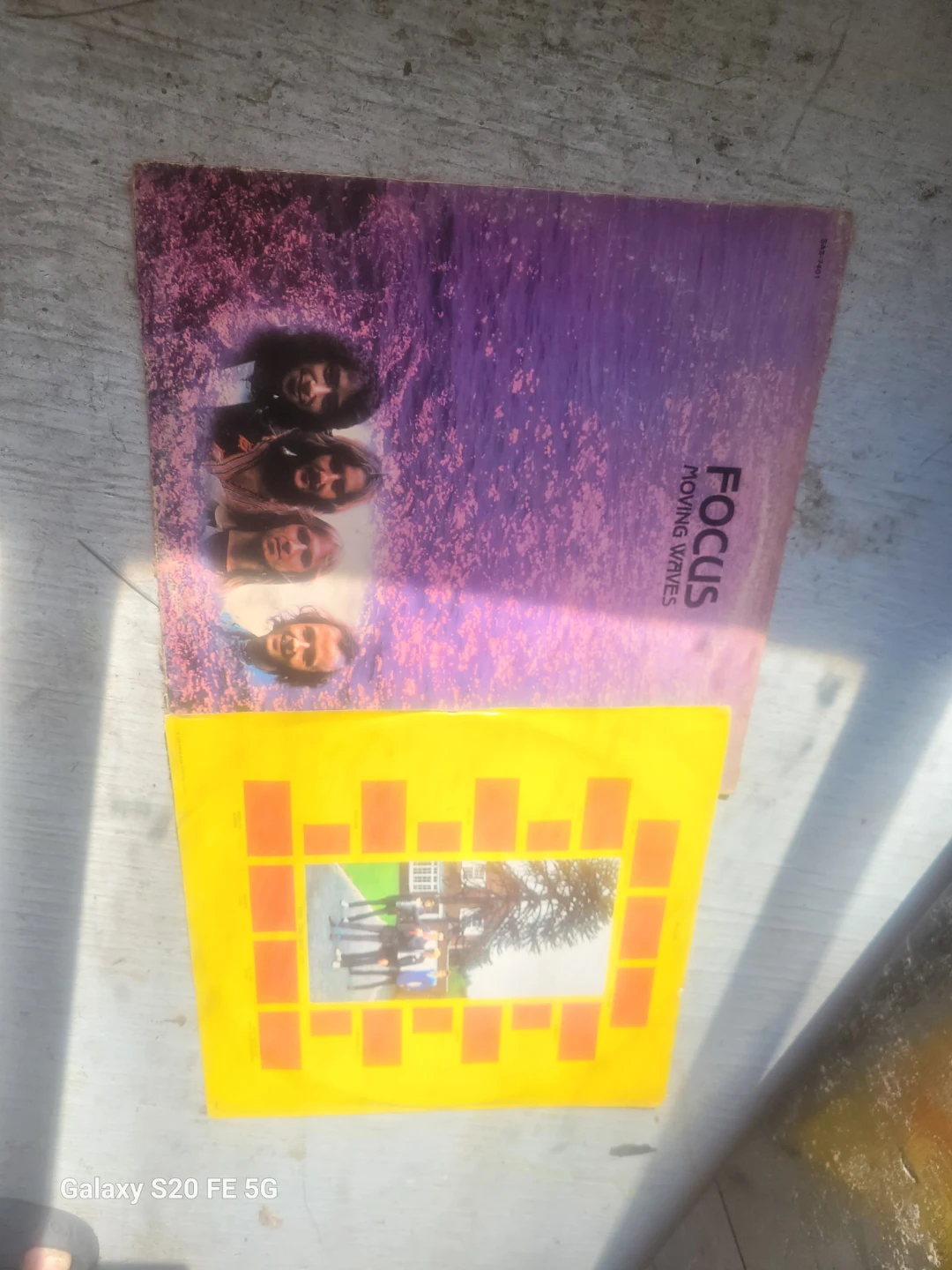 Two Vintage Vinyl Records: Focus and Monkees - photo 2