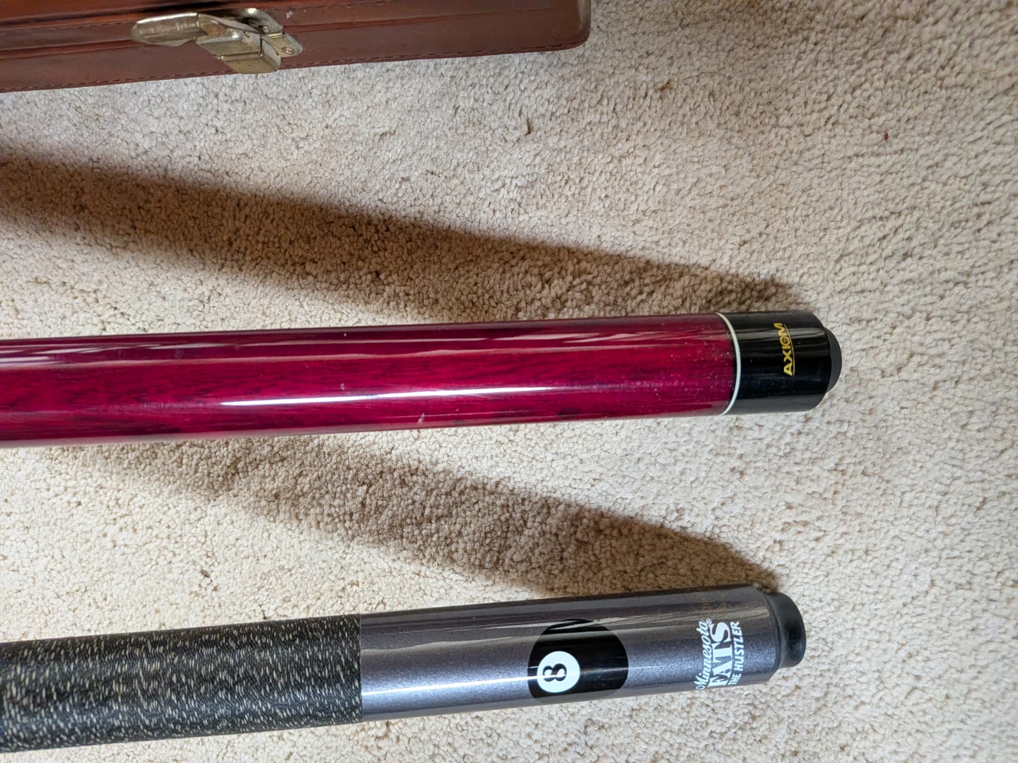 Minnesota Fats and Axiom Pool Cues with Case - photo 2