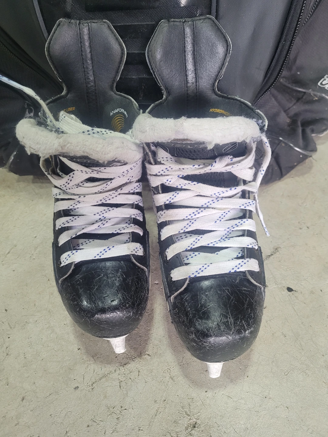 Bauer Supreme One.9 Hockey Skates Size 13Y