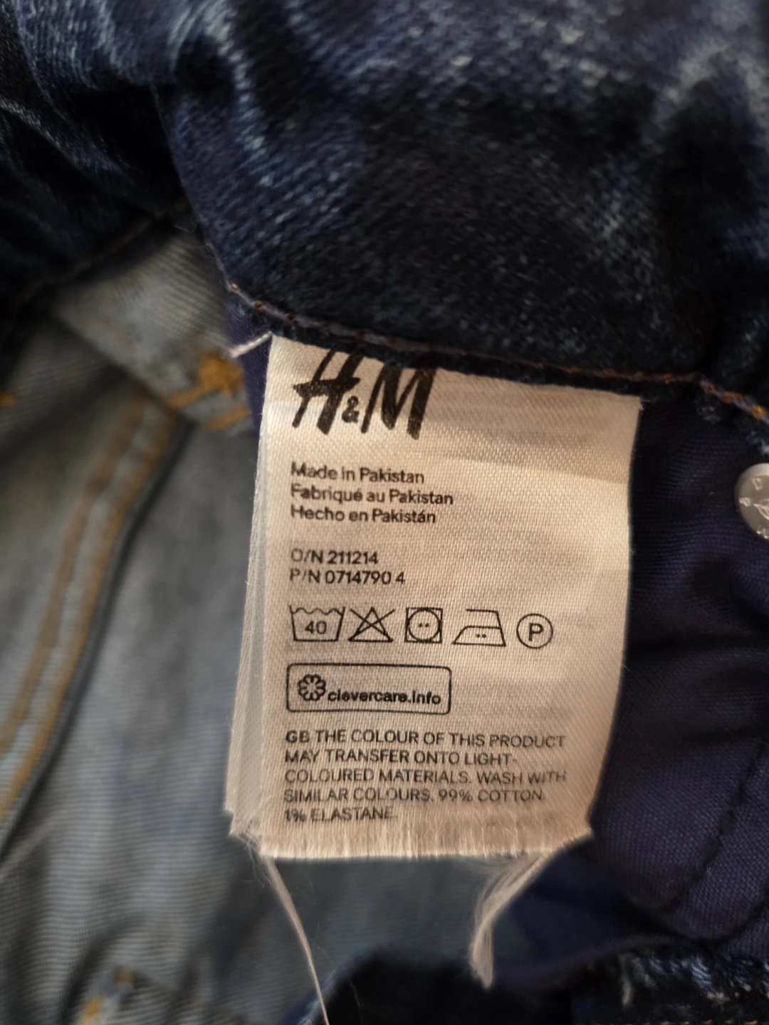 H&M Mom Jeans Ultra High Waist - Size 2 - photo 2