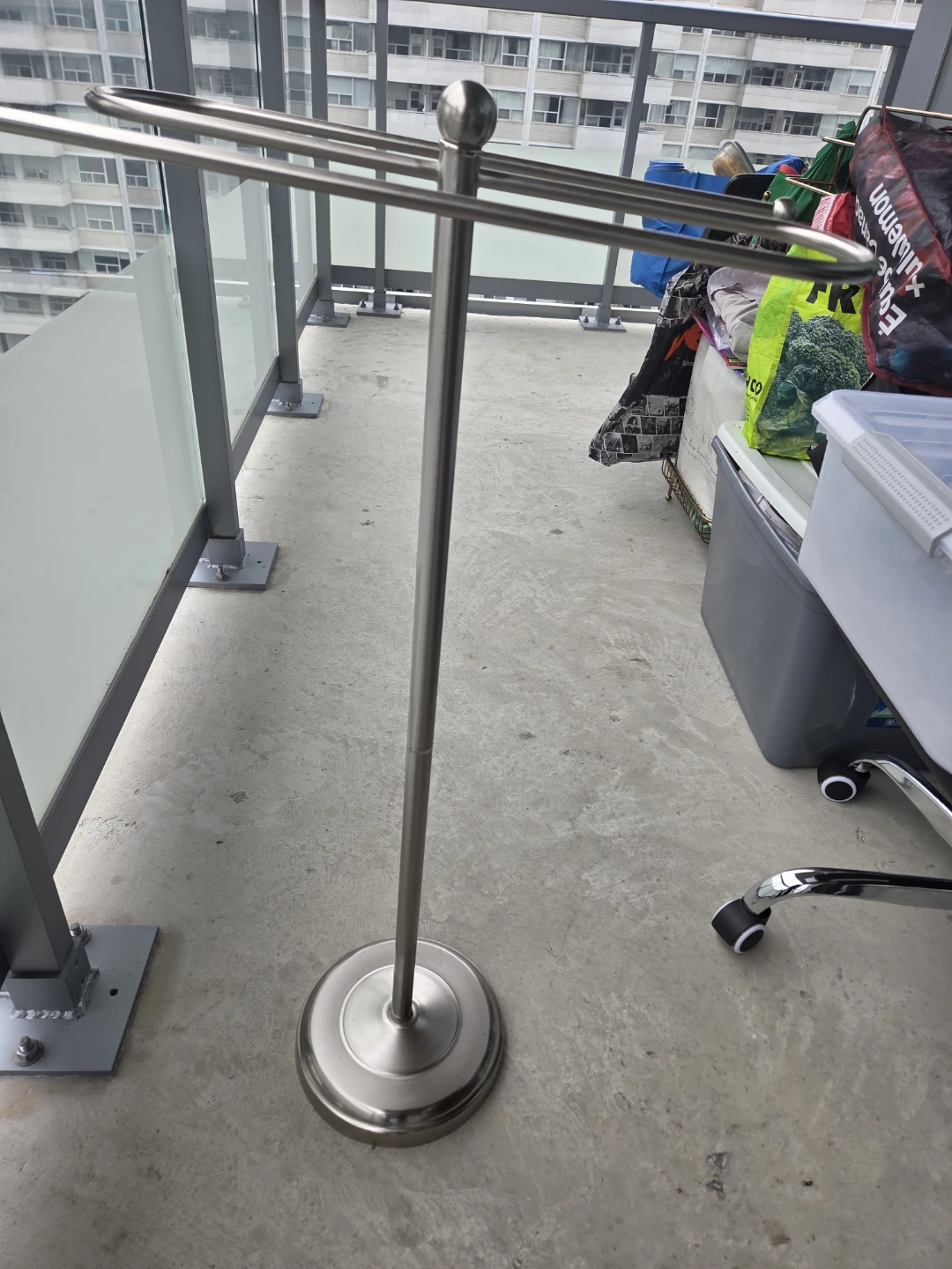 Stainless Steel Freestanding Towel Rack - photo 3