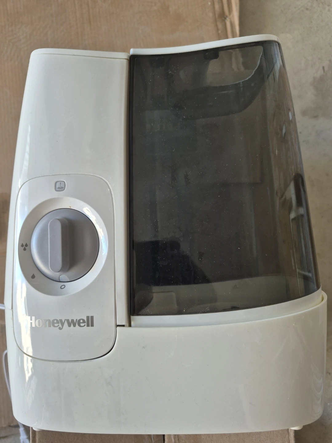 Honeywell Warm Mist Humidifier - photo 2