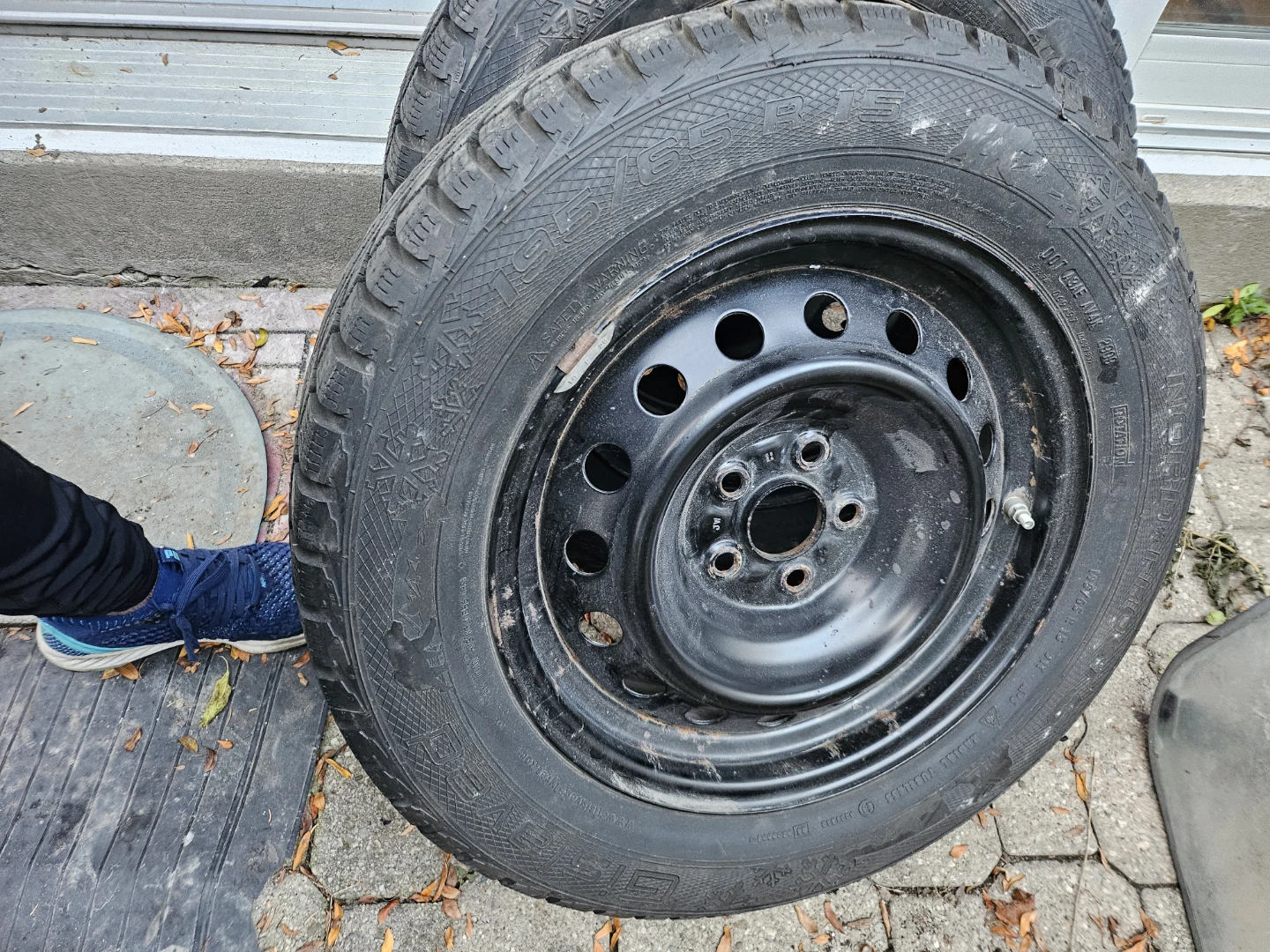 Gislaved NordFrost5 Winter Tire + Rims 195 65 R15 see descr - photo 3
