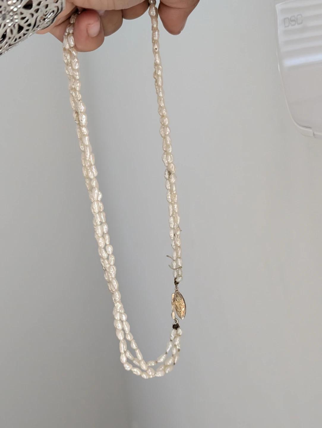 Three-strand freshwater pearl necklace with silver clasp - photo 2