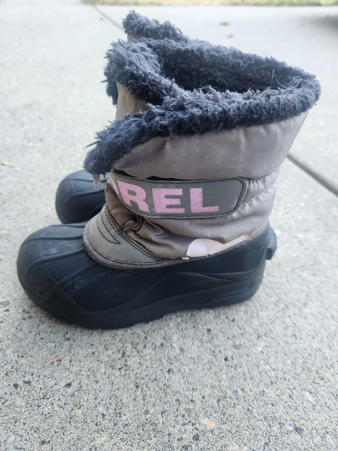 Kids Sorel Winter Boots Size 12 - photo 2