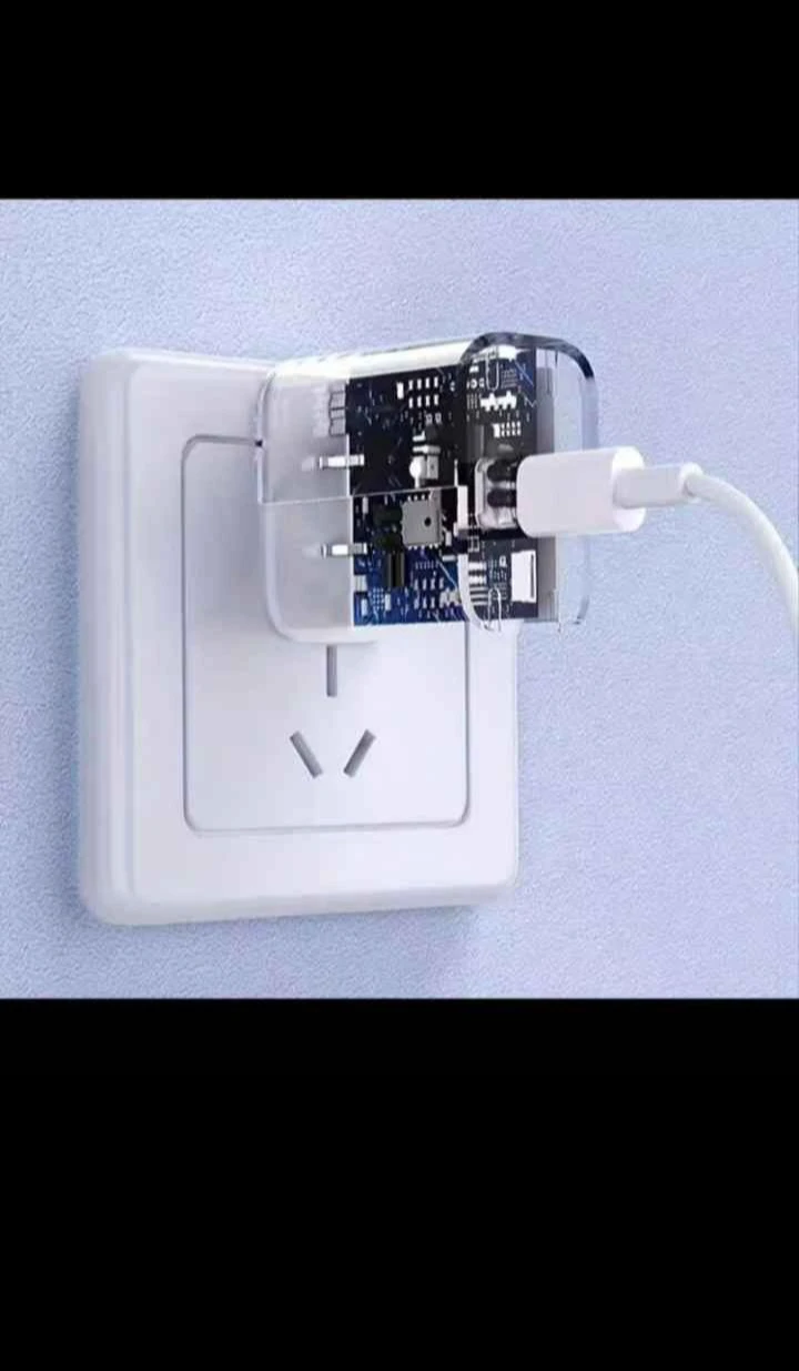 20W USB-C Power Adapter Fast Charger - photo 4