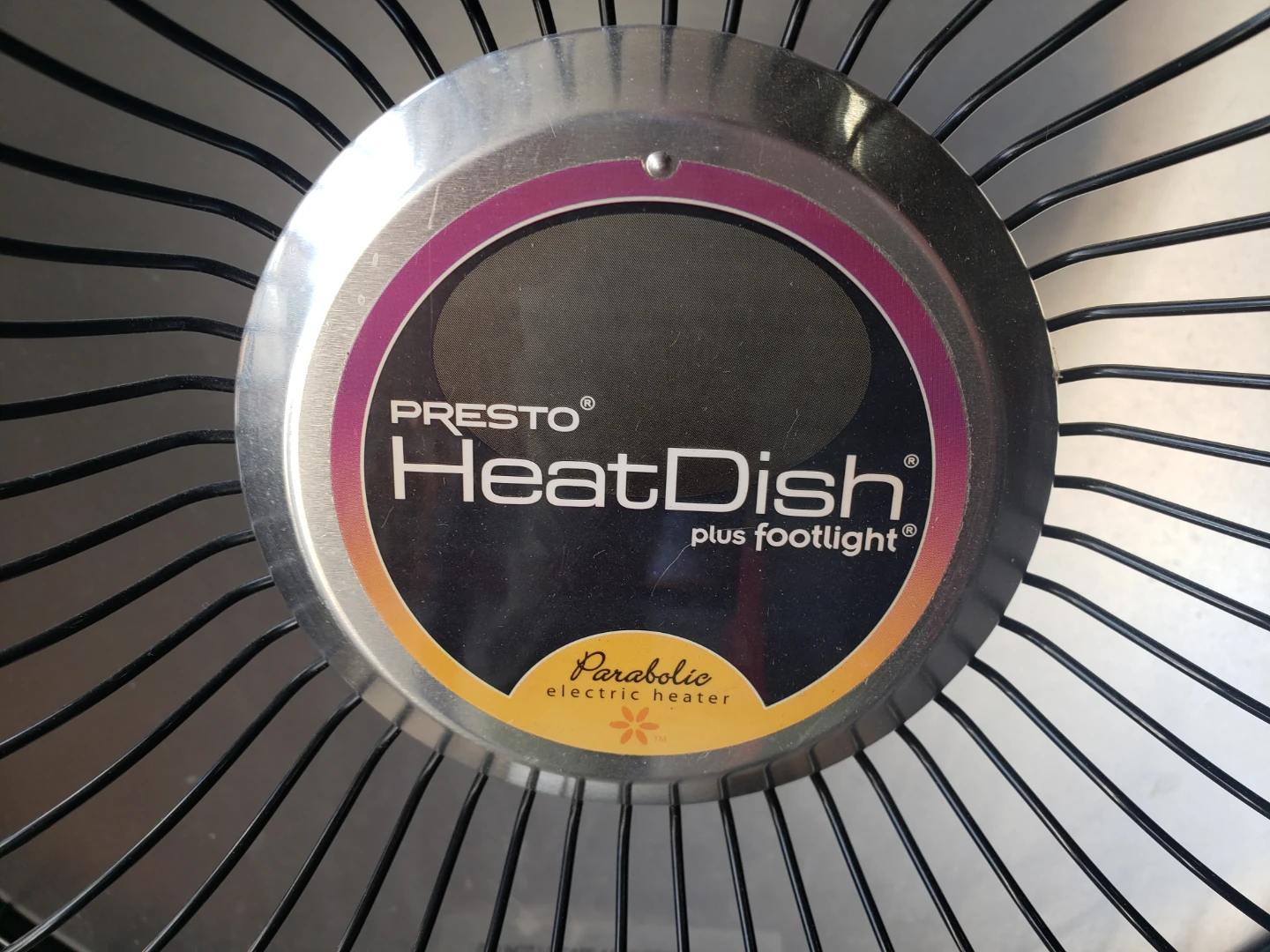 Presto HeatDish Plus Footlight Parabolic Heater - photo 3