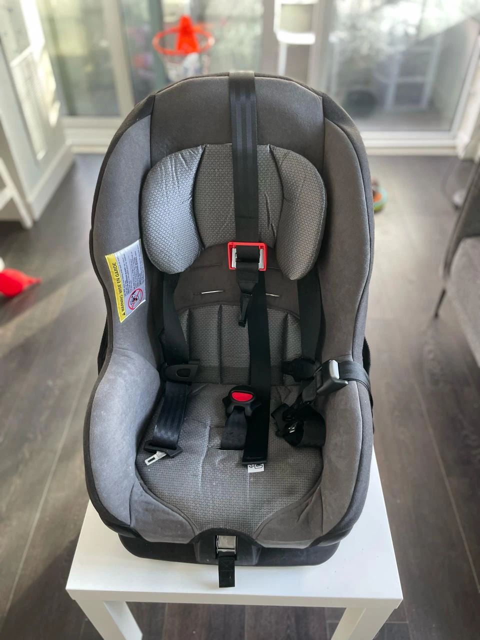 Evenflo Tribute LX Convertible Car Seat (0-4 Years - photo 3