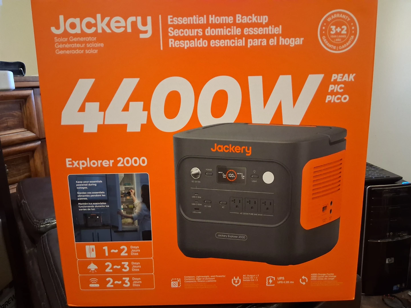 Jackery Explorer 2000 Portable Power Station