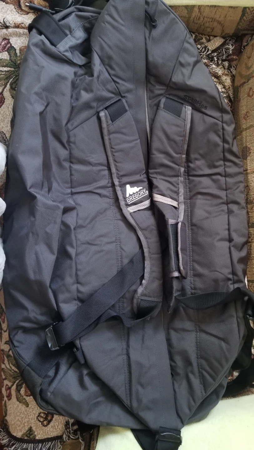 Like-new Gregory 95L Stash Duffel Backpack is spacious & durable - photo 2
