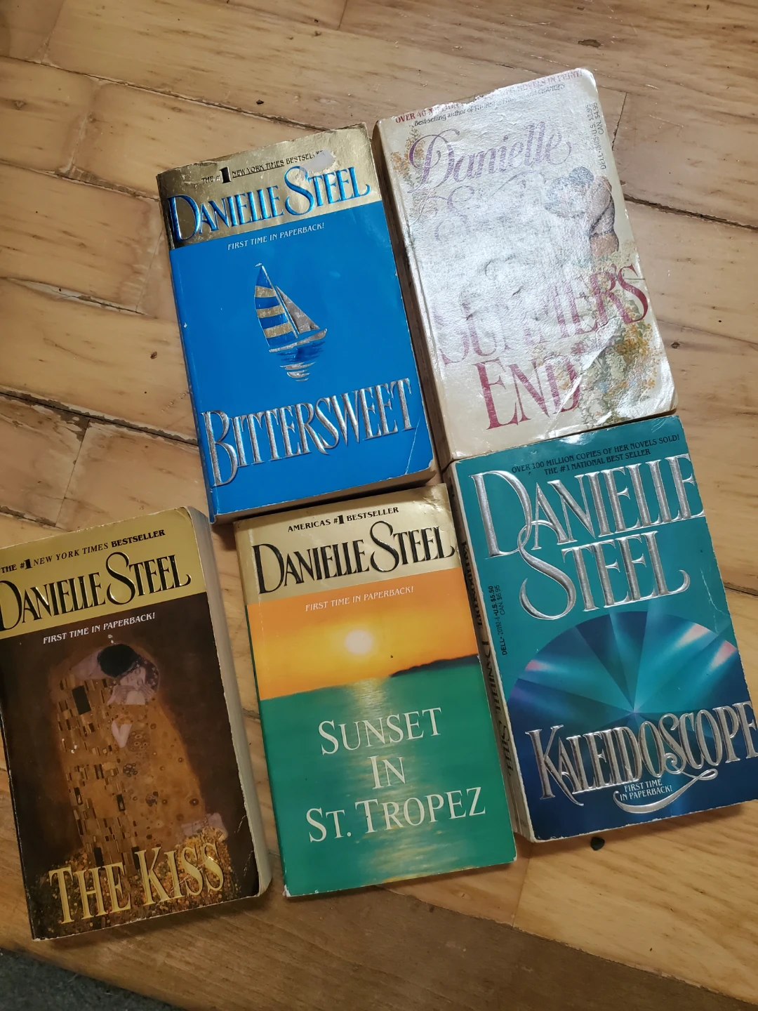5 Danielle Steel Paperback Books