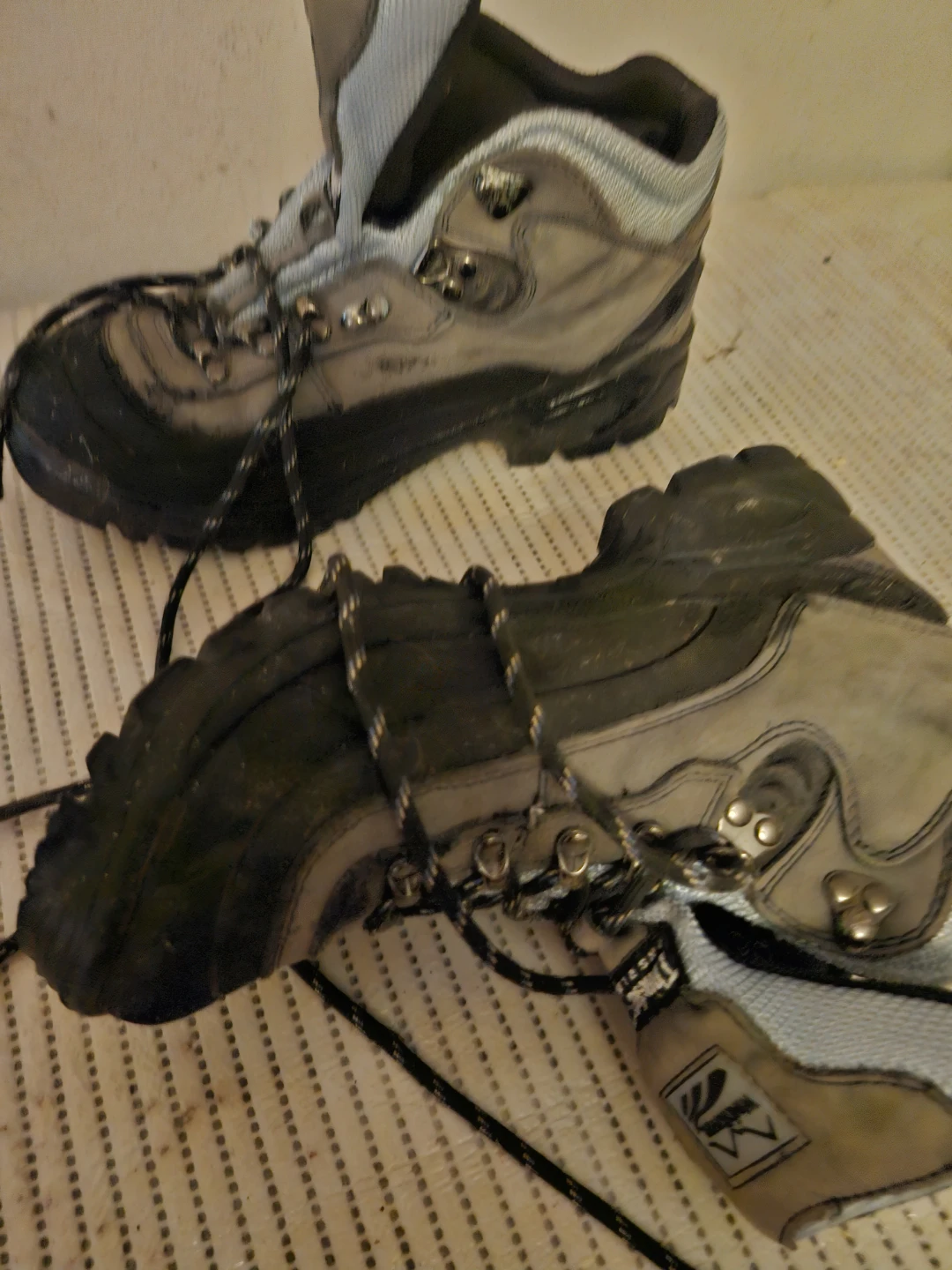 WindRiver Thinsulate Hiking Boots - photo 3