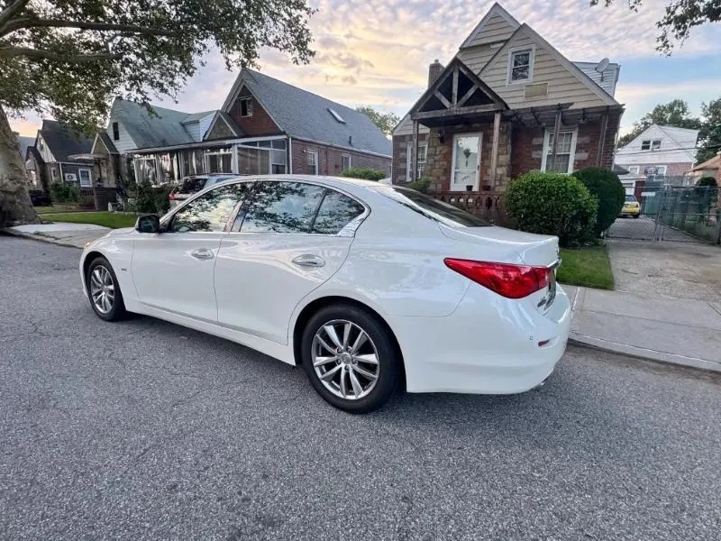 2017 Infiniti Q50 AWD 3.0 Sedan - photo 4