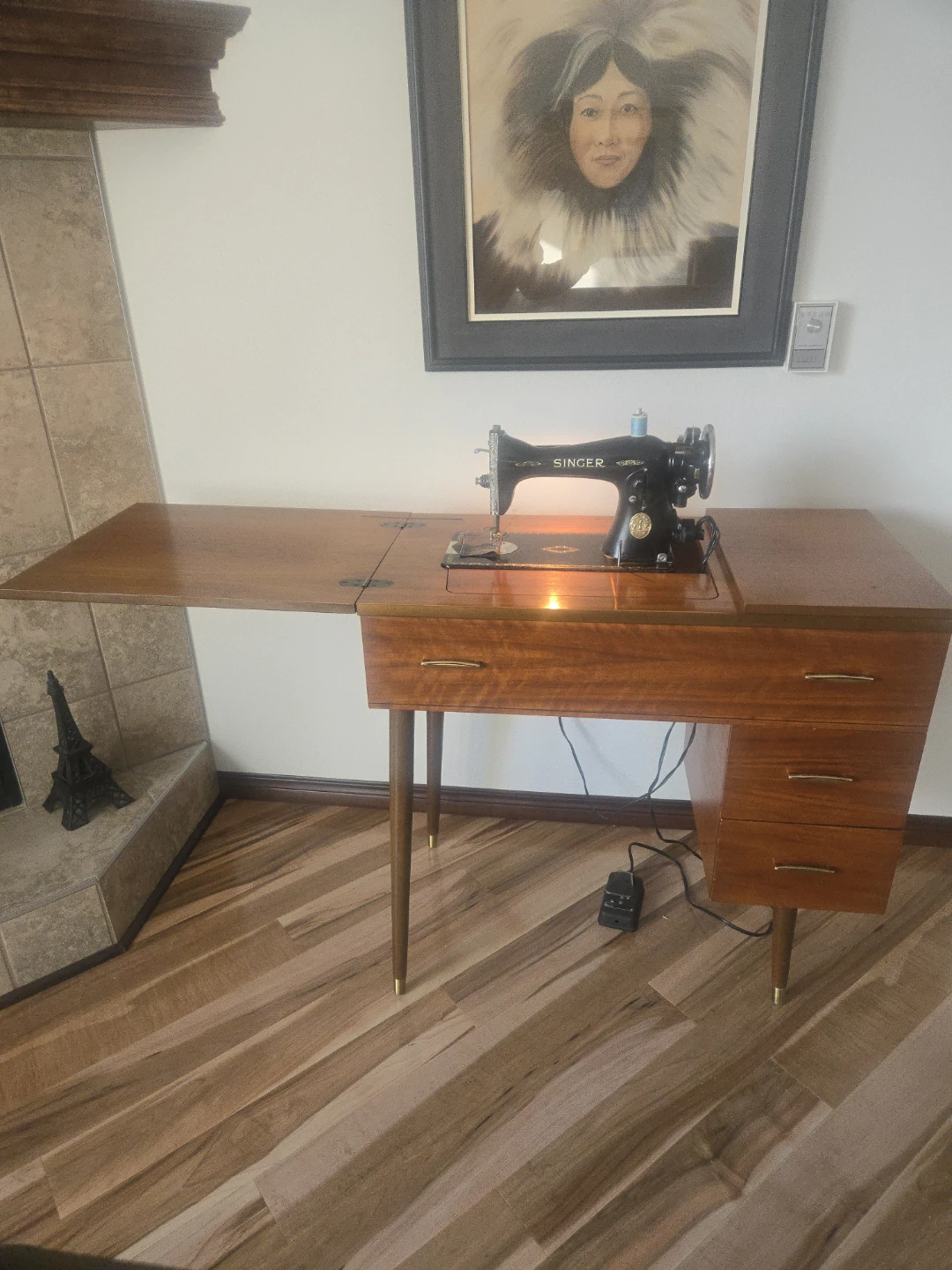 Singer 15-91 heavy duty Sewing Machine - photo 2