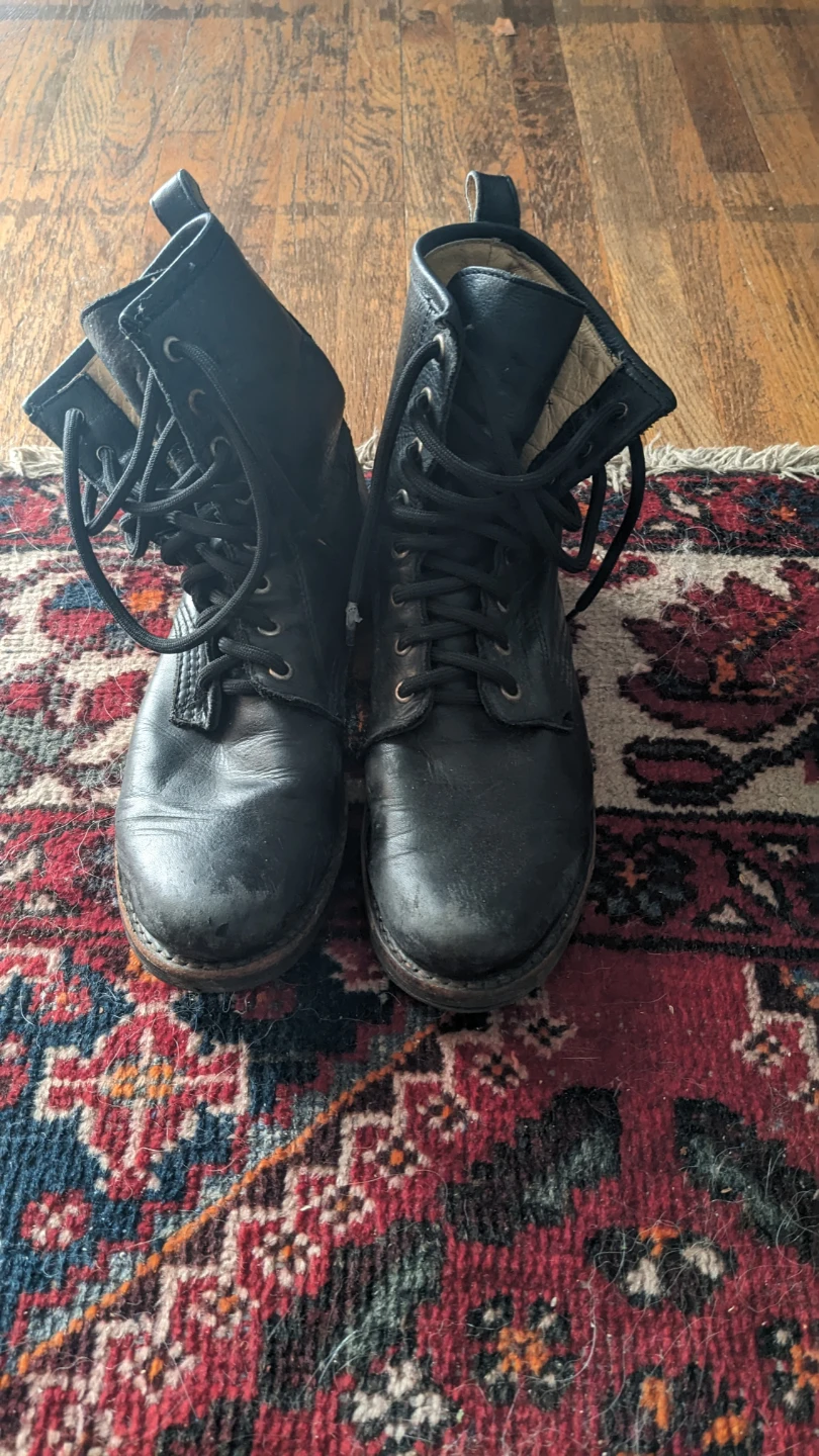 Frye Black Leather Lace-Up Boots Size 8.5B