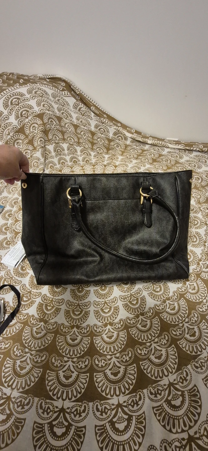Michael kors black purse for office use - photo 4