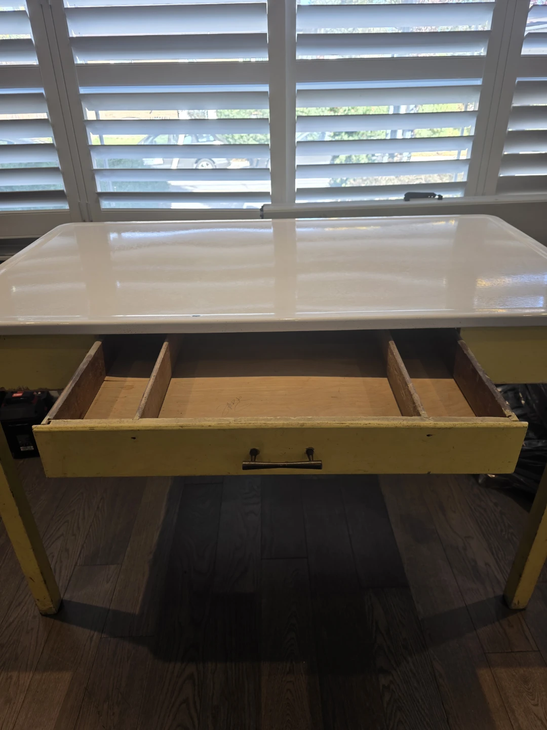 Vintage Enamel Top Kitchen Table - photo 2