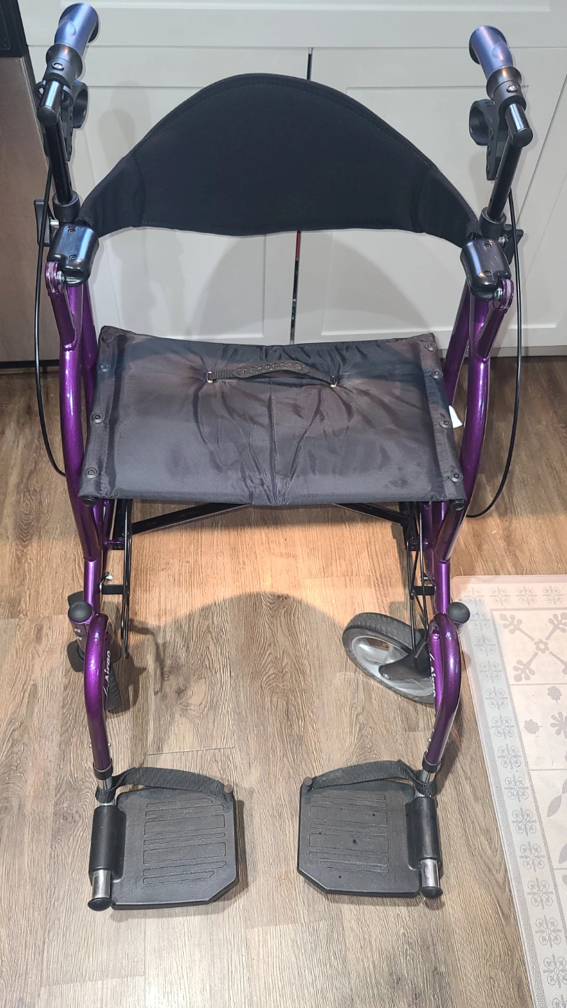 Airgo Fusion F20 2-in-1 Rollator and Transport Chair - photo 2