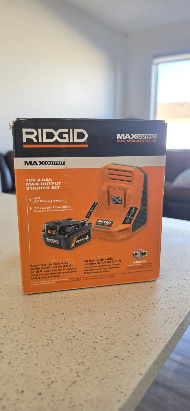 Ridgid 18V 4.0Ah Max Output Starter Kit