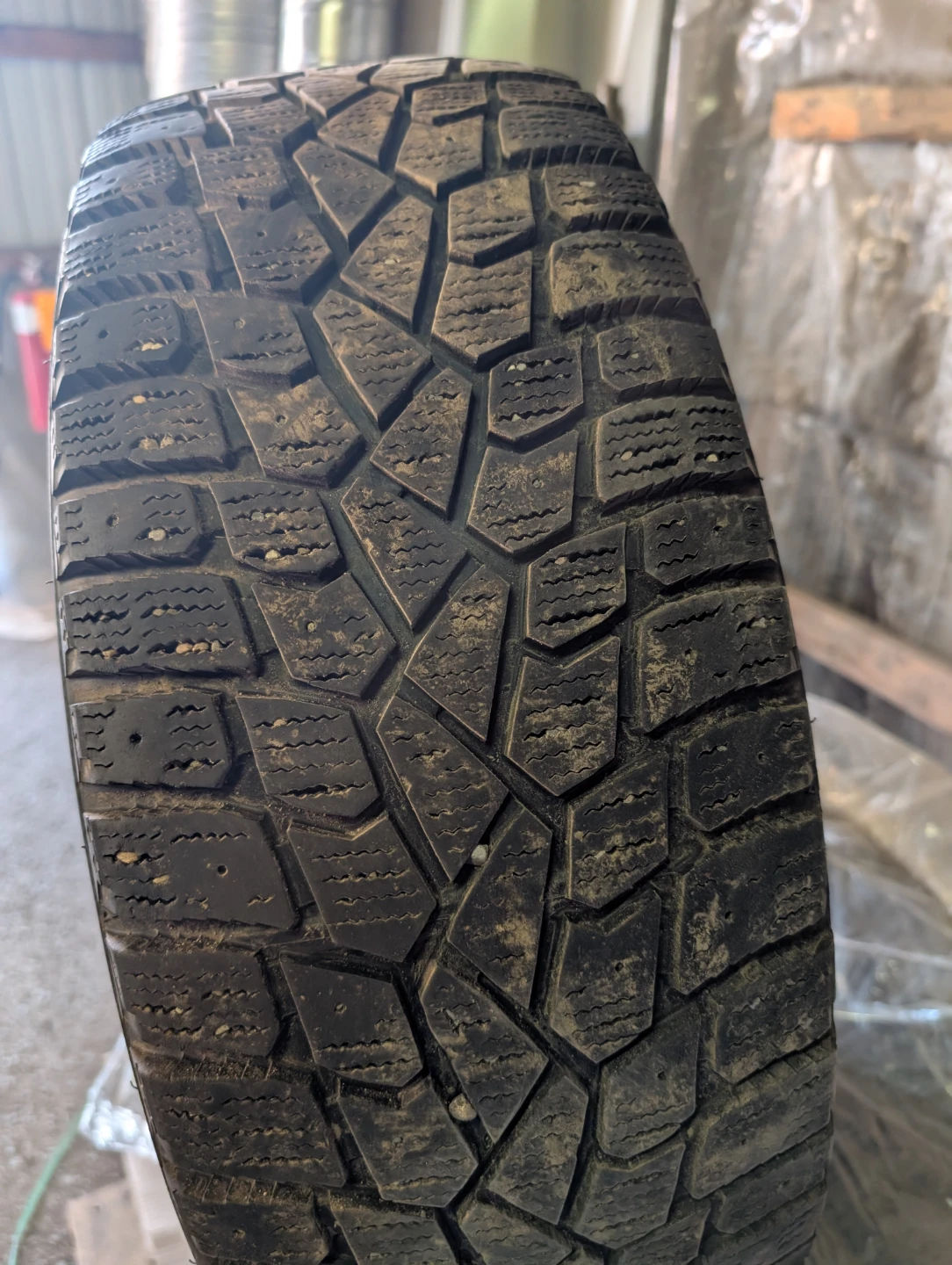 Sumitomo Ice Edge Tires 245/45R18 - photo 5