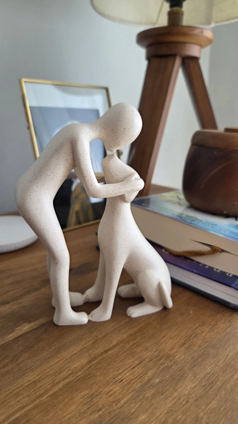 Bestfriends - Man & Dog Gold Statue Display *new