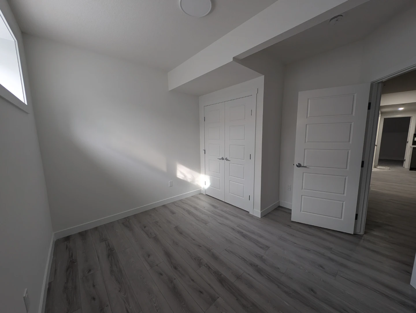 New 3-Bedroom Basement Suite - photo 5