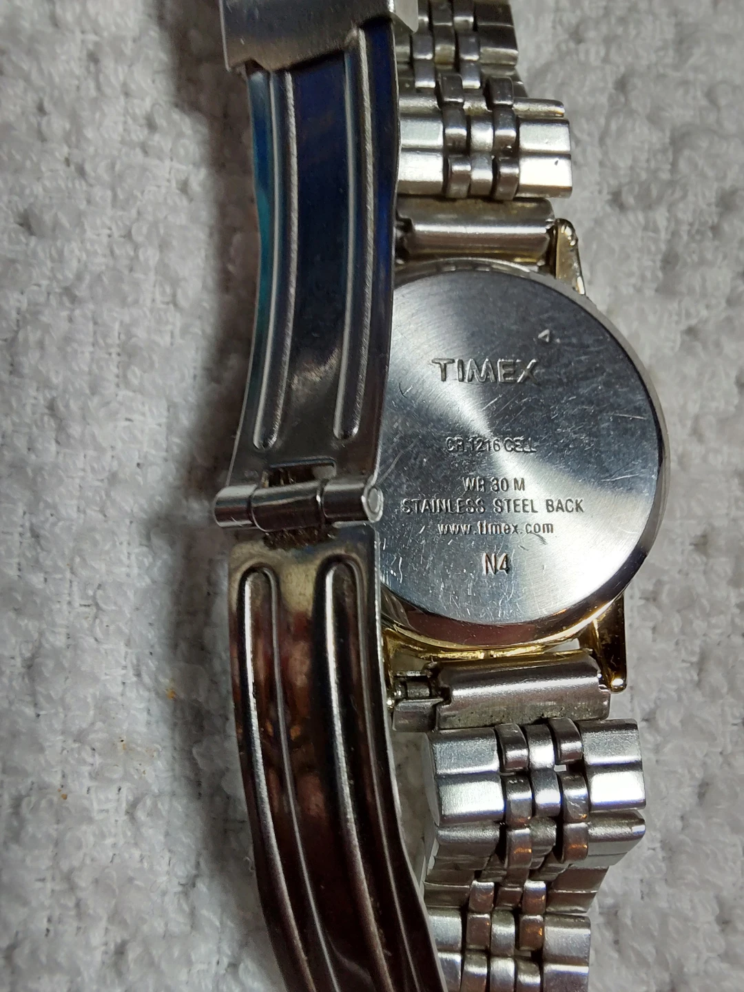 Timex Indiglo Two-Tone Watch - photo 4