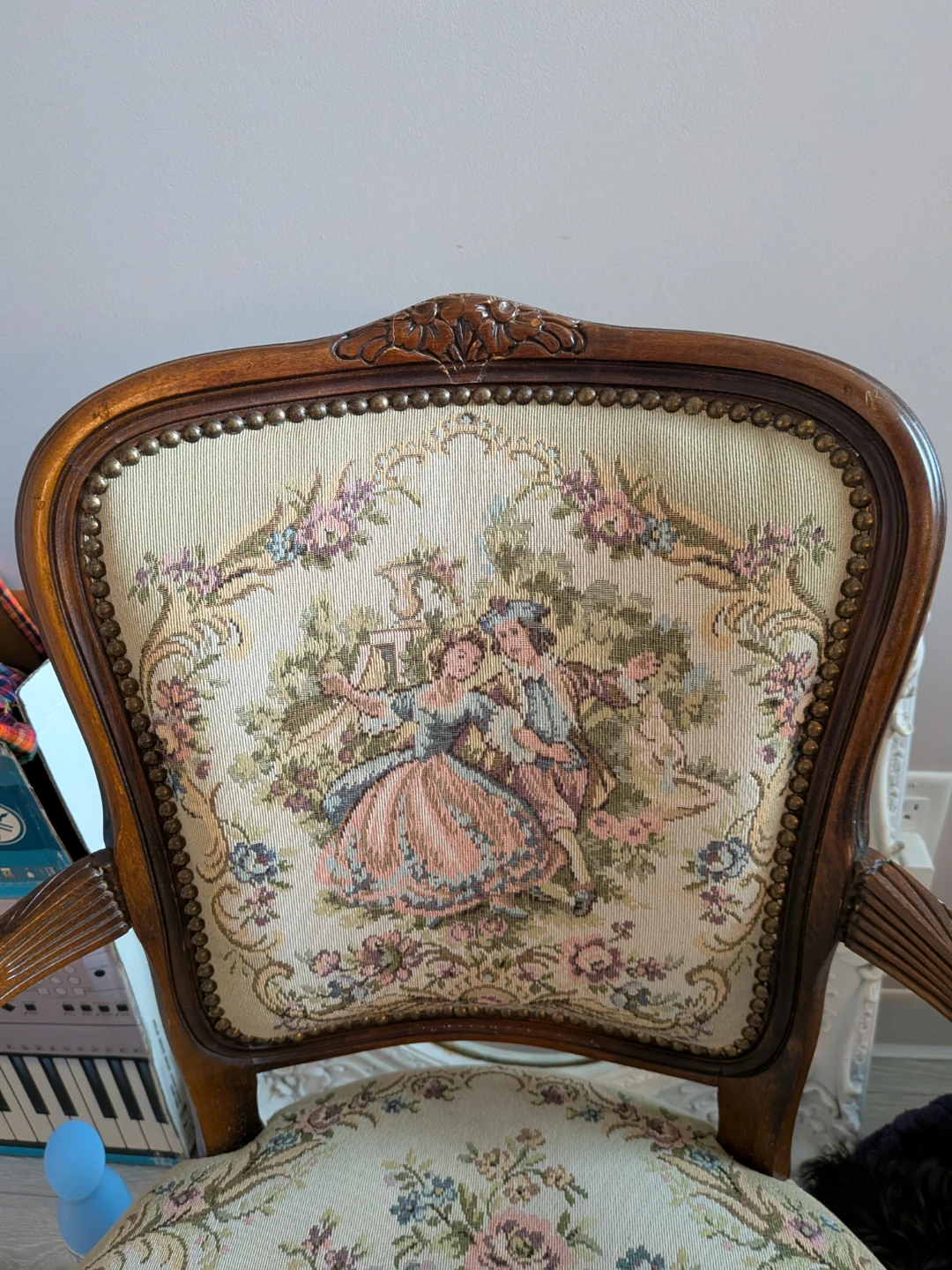 Vintage French Style Accent Chair - photo 3