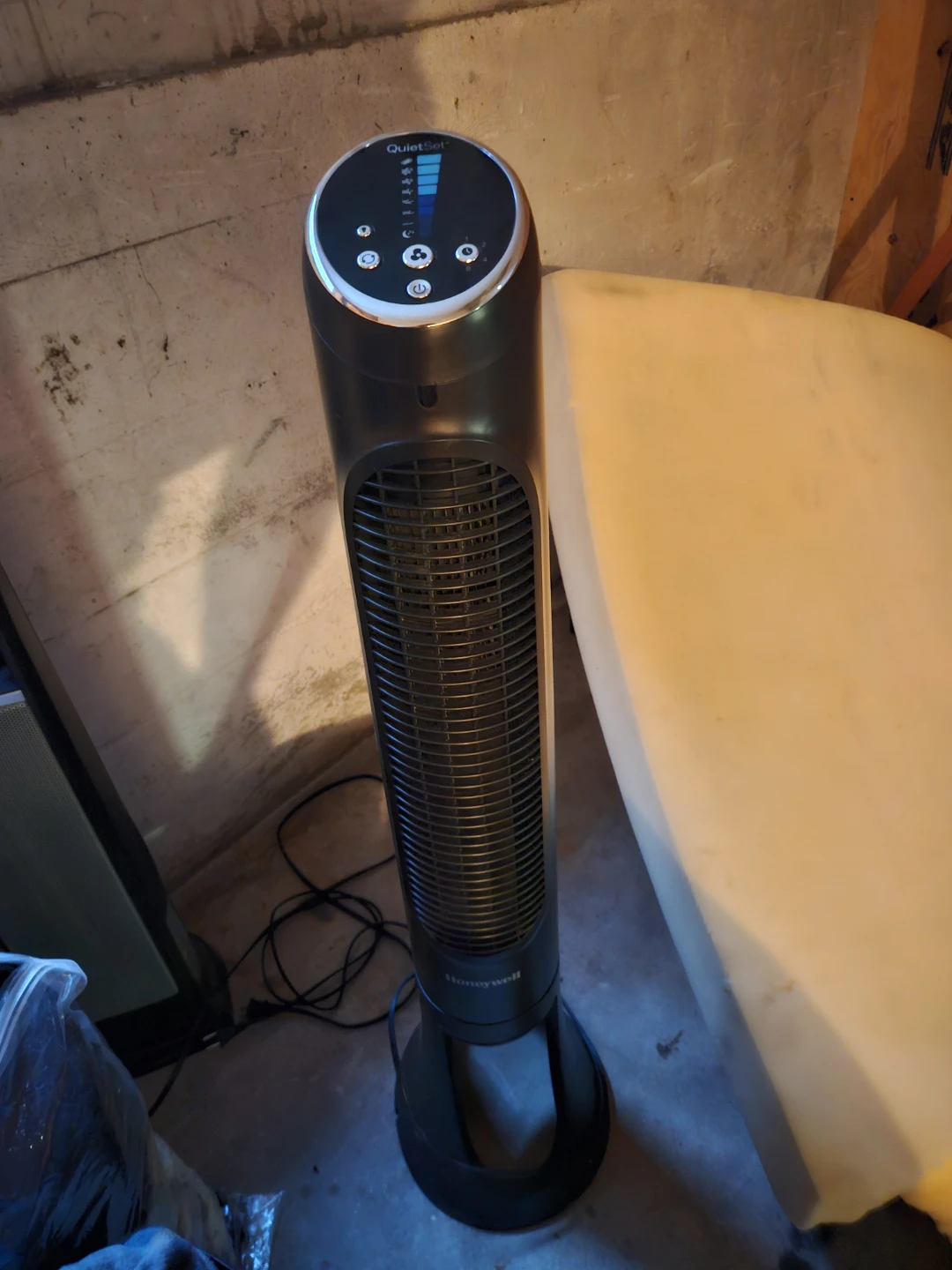 Honeywell QuietSet Tower Fan