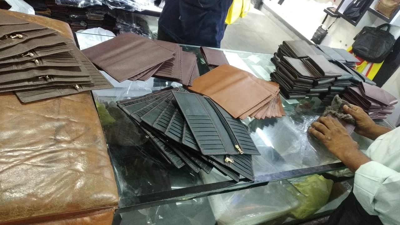 Genuine Leather Bi-fold Wallet & Jacket wallet - photo 5