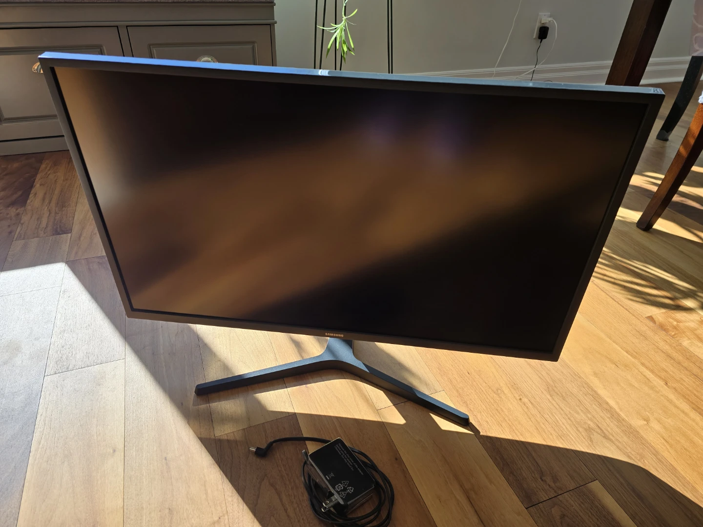 Samsung 32-inch 4K UHD Monitor U32J590