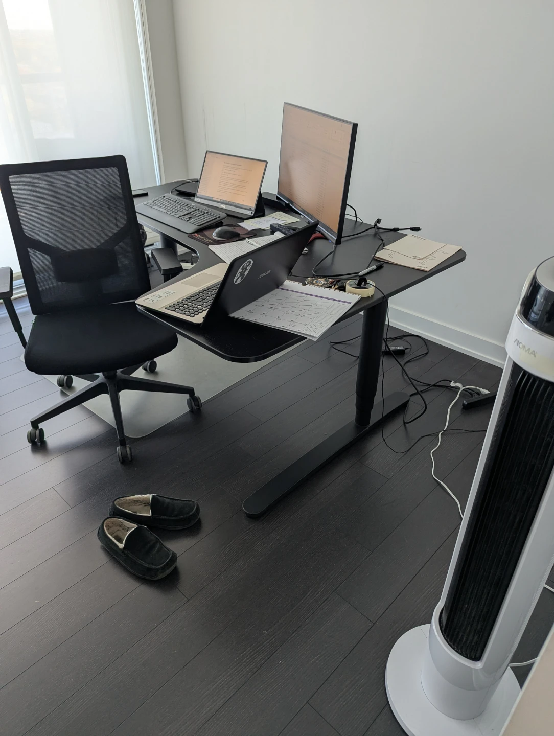 L-Shaped Sit Stand Desk - Bekant - photo 4