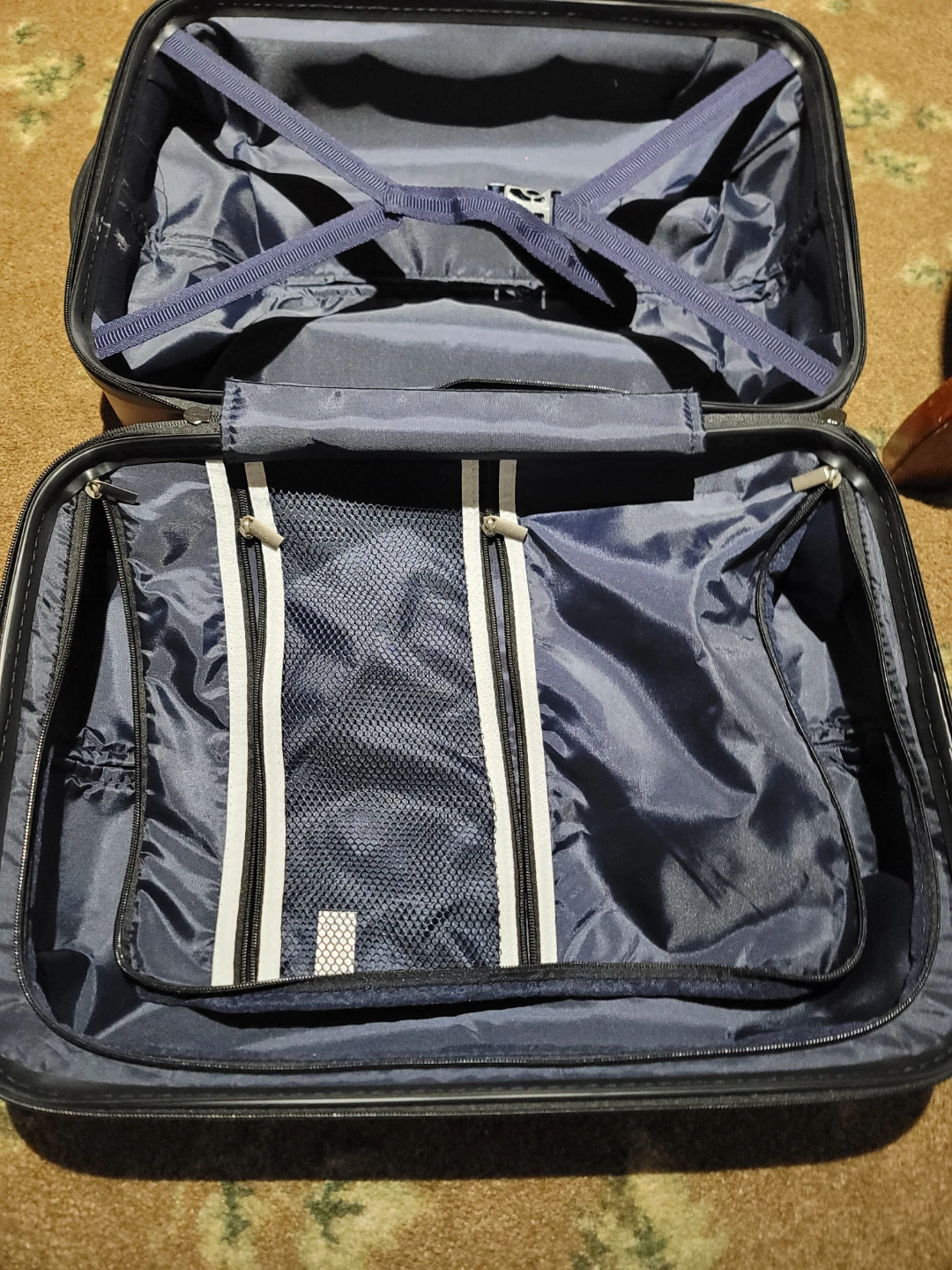 C-life Burgundy Carry-On Suitcase - photo 5