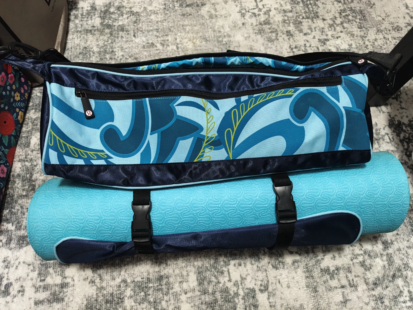 Lululemon Yoga Mat Bag with Mat