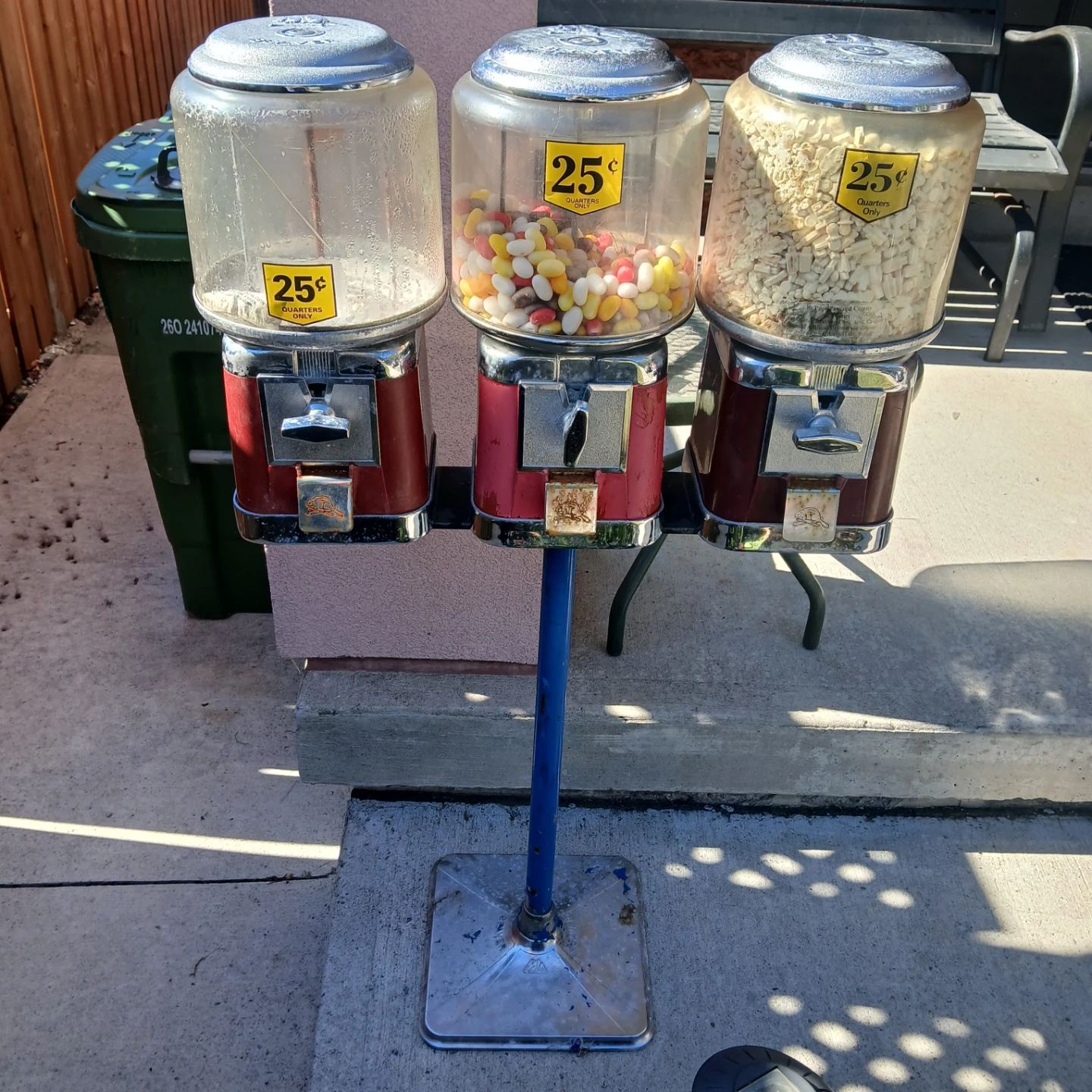 Beaver Triple Vending Machine - photo 2