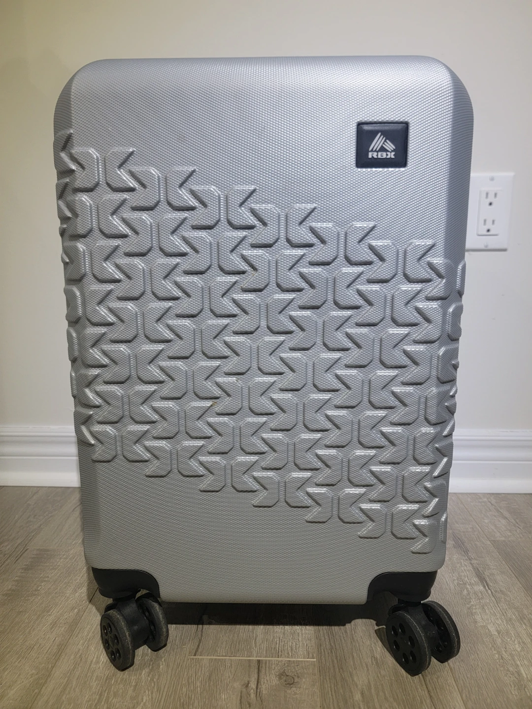 RBX Silver Hard Shell Carry-On Suitcase - photo 2