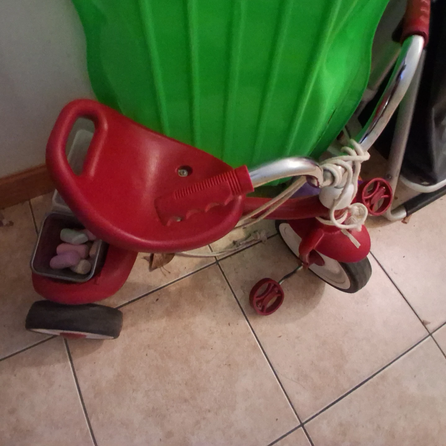 Triciclo para niños rojo