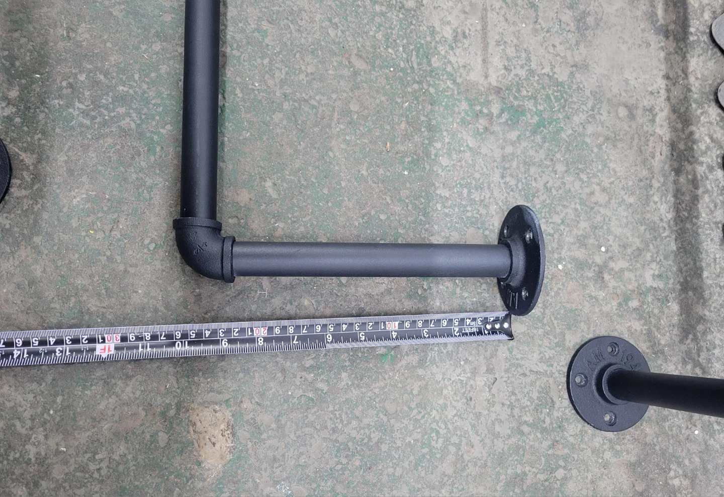 Industrial Style Wall-Mounted Pipe Clothing Rack - photo 4