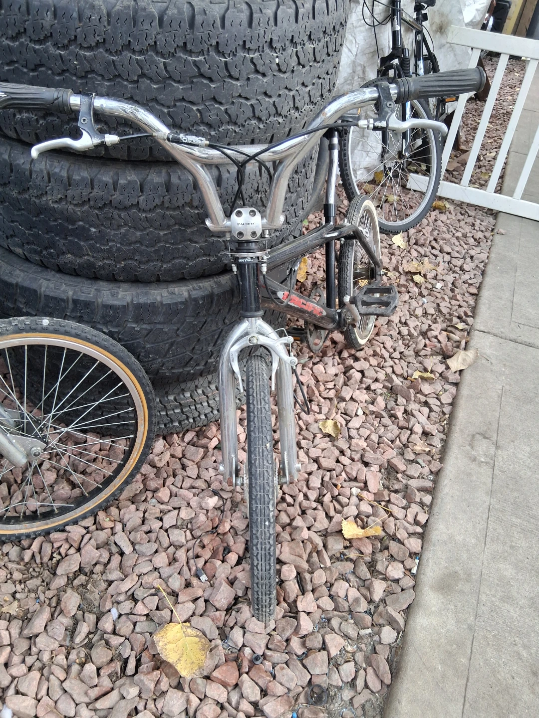 Pacific BMX Bike aftermarket 100 spoke whitewalls - photo 3