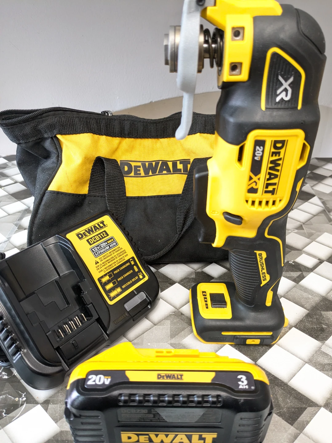 20V Max DeWalt XR 3-Speed Multi-tool Combo Kit