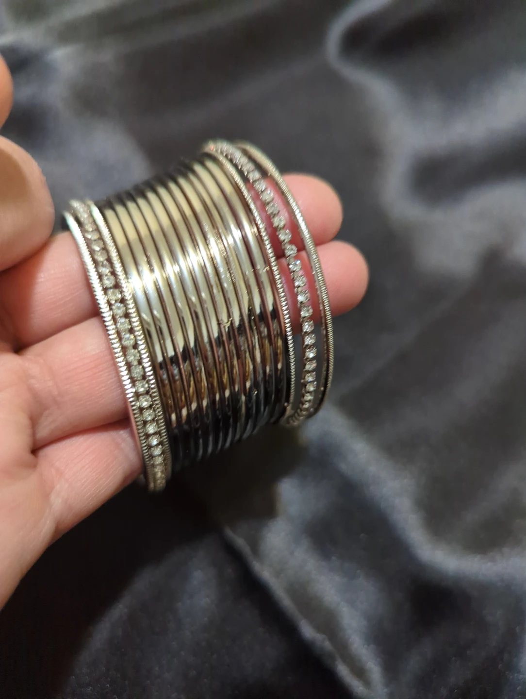 Silver-Tone Metal Bangle Bracelet Set